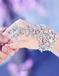 In Stock Diamonds Bracelet With Ring Wristband Bridal Jewelry Crystal Rhinestones Bracelet Prom Evening Party Bridal Accessories1395109
