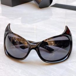 Sunglasses Fashionable Cat Eye For Women Retro Design Punk Men Half Frame Halloween Fun Sunglasse