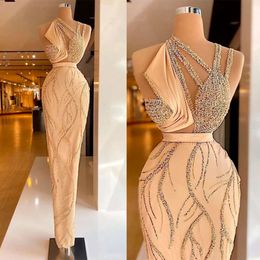 Prosty wieczór kantar oszałamiający sławny rękawe szykowne sukienki balowe koronkowe aplikacje długość podłogi Kobiety Formalne suknie konkursowe