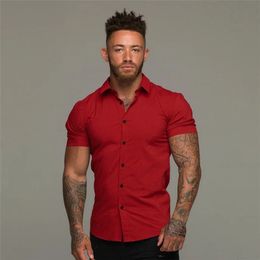 Summer Fashion Short Sleeve Shirt Men Solid Super Slim Fit Male Social Business Dress Shirt Brand Men Gym Fitness Sport Clothing 240428