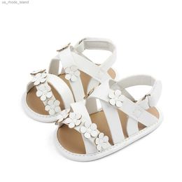 Sandals Soft baby shoes suitable for young girls 0-18 months old beautiful birthday gift 2024 new summer flat light breathable sandalsL240429