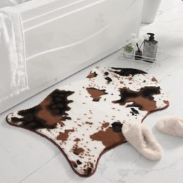 Cute Cow Bathroom Rug Animal Skin Soft and Thick Bath Mat Funny Faux Rabbit Fur Area Rug Non-Slip Bathroom Decor 24 inx36in 240416