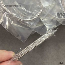 Van Cl ap classic Fanjia V Gold Single Row Full Diamond Bracelet Narrow Edition Beaded Edge One Precision High Handicraft DGL8