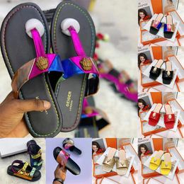 Kurt Geiger Women Flat Bottom Slippers Splice Rainbow Sandals Designer Shoes Fashion Eagle Head Inlaid Diamond Slipper Summer Flat Beach Luxury Flip Flops Sandal