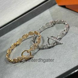 High-end Luxury Hrms Bangle AU750 Rose Gold American Mosonite D-color Full Diamond Pig Nose Q-shaped Bracelet with Temperament and Light Design
