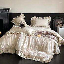 Bedding Sets French Cream White Floral Jacquard Duvet Cover Set Princess Ruffled Cotton Bedclothes Satin With Ruffle Edges