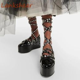 Dress Shoes Rivet Punk Round Toe Women Pumps Thick Sole Solid Patent Leather Ankle Strap Fashion Sexy Runway Show Mary Jane