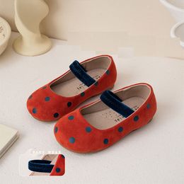 Polka dot small ladle shoes girls small leather shoes spring and autumn ins wind shallow mouth a slip-on cute