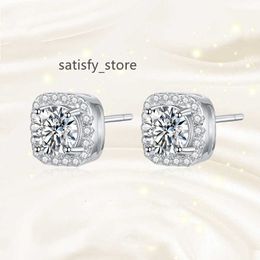 Pure 925 Silver 0.5 ct 1 ct Moissanite Diamond Studs Trendy Luxury Earrings Handmade Jewelry for Women