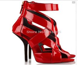 2020 Neuankömmlinge Patentleder Sandalen Mode rote Farbe 10 cm High Heels Sommer -Kleiderschuhe für Frauen8494065