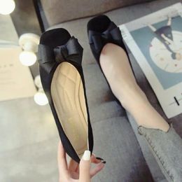 Casual Shoes Fashion Four Seasons Flat Women Women's Soft Bottom Single Shoe Bowknot Large Size Ladle 45