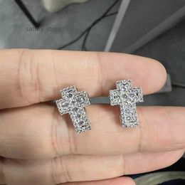 De New A chegadas de luxo S925 Full Diamond Cross Brincos 925 Sterling Silver Iced Out VVS Moissanite Hip Hop Brincho