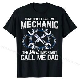 Men's T-Shirts Mechanic Dad Mechanics Fathers Day Dads Birthday Gift T-Shirt Tops Ts Graphic Funny Cotton Male T Shirts Gift T240425