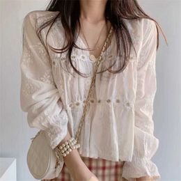 Women's Blouses Shirts Korean Style Swt White Blouses for Women Lace Blouse Floral Shirt V-neck Flare Slve Tops for Ladies 13037 2024 New Y240426