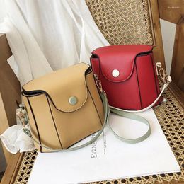 Shoulder Bags Luxury Designer Bucket 2024 Small Chain Handbags Women Leather Bag Lady France Cross Body