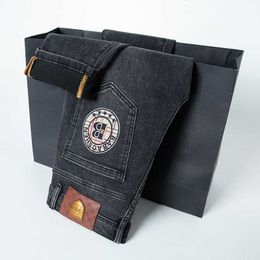 Jeans europeo jeans autunno e inverno coreano versione giovanile slim fit elastic Trend pantaloni stampati digitali