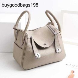 Designer Bag Womens Handbags Top Layer Cowhide New Leather Soft Large Capacity Pillow One Shoulder Hand Fashion Doctors Medicine Case D3a8