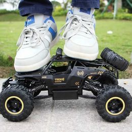 Electric/RC Car 1 12 37cm 4WD RC Trucks 1 16 28cm High Speed 2.4G Radio Control Off-Road 4x4 Vehicle Children Electric Car Kids Toys for Boys T240428