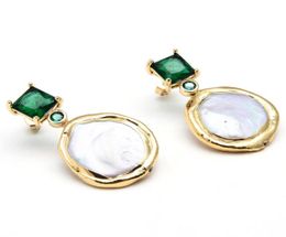 GuaiGuai Jewellery Natural Freshwater Cultured White Keshi Coin Pearl Green Crystal CZ Gold Colour Plated Stud Earrings Cute For Wome1903303