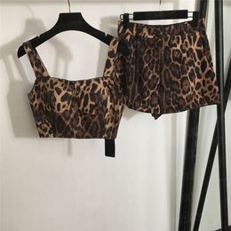 Leopard Print Shorts Sling Vest Luxury Suit For Women Designer Letter Badge Tank Casual Short Pants Two Piece