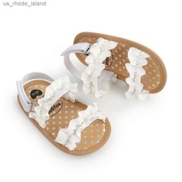 Sandals Fashionable newborn girl sandals princess baby wave lace kindergarten childrens summer PU non slip shoesL240429