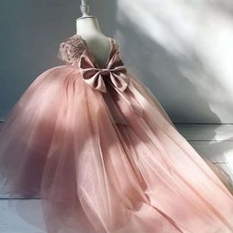 Blomma spetsar rodnad rosa pärlkåpor lilla flicka bröllop billiga nattvardsgäst klänningar klänningar f3181
