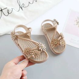 Sandals Girls Sandals New Summer Student Middle School Korean Version Casual Academy Style Fashion Versatile Cool Baby Walking Shoes