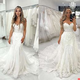 Abiti a pizzo abiti sirene matrimoniale splendido applique da sposa con perline su perline su misura per il treno a cuore scollo a cuore più size vestidos de novi mariee