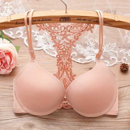 BRAS Shengmeiyu جديد الموضة على غرار الجمال الخلفي الزر الأمامي سلس مثير صعودا دفع صدرية Bra Bralette Y240426