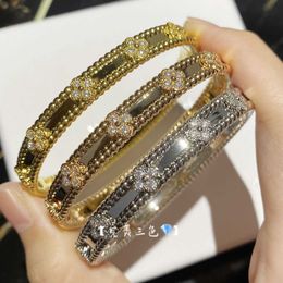 Van Cl ap classic High version Fanjia Clover Kaleidoscope Bracelet Womens Wide Edition Narrow Diamond V Gold 18K Rose
