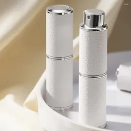 Storage Bottles 8 Ml Mini Perfume Atomizer Refillable High-end Leather Liquid Container Liner Glass Rotary Press Type Cosmetic Containers