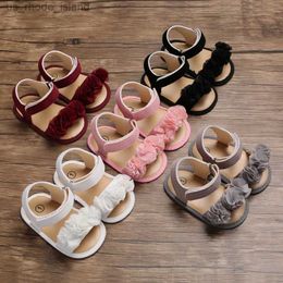 Sandaler 0-18 meter nyfödd baby flicka Flower Princess Sandaler Sportskor Summer Soft Crib Walking Shoes For Smo Barll240429