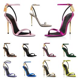2024 Designer Sandals Sexy High-heeled Womens Sandal Luxurys Paris Dress Shoes Classic Patent Leather Padlock Stiletto Heels Wedding Pumps 35-42