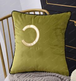 Letter Square Cushion Designer Decorative Pillow Luxurys Designers Cushion Fashion Pillow Home Decorate Four Seasons D2110147Z1733852