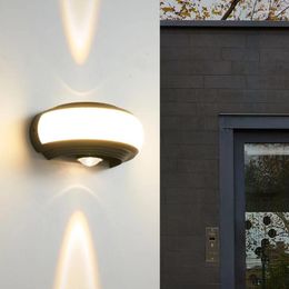 Wall Lamp Half-round With Waterproof LED Light Perfect For Staircase And Balcony Lighting