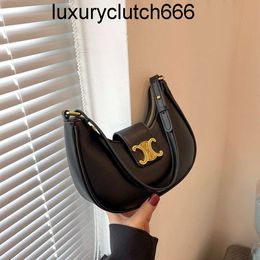 Totes Girl Ce Designer Triumphal Designer Arch Bag Bag Shoulder bag shoulder bag ce bag Underarm Bag Womens Bag Fashion Simple Black Crescent Bag Z0JK Z 1GQ Z Z3YGMYO4