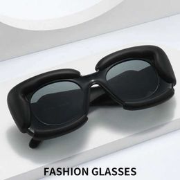 Sunglasses New Womens Fashion Square Men Personalised Street Photography Eyewear Outdoor UV Protection Glasses UV400 Goggles H240429