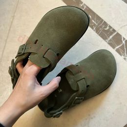 Designer 1774 zoccoli sandali vetrini shearling muli pantofole invaio