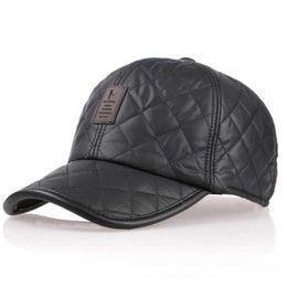 Ball Caps 1 piece of winter genuine leather mens baseball cap warm hat with thick ears womens fashionable all matching Q240429