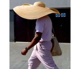 Fashion Large Sun Hat Beach AntiUV Protection Foldable Straw Cap Cover Visor Huge D90624 Wide Brim Hats3031821