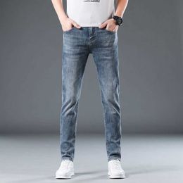 Стиль весенний мужские джинсы Slim Fit маленькие ноги повседневные высококачественные эластичные брюки Джинсовая джинса четыре сезона весны и осенние стили