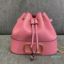 2024 Designer Bucket Bags Shoulder Leather Shoulder White Pink Purse Chains Black Cross Crossbody