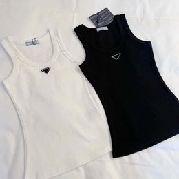 Kadın Tank Top Buz Hisseten Kadınlar Günlük Mini Elbiseler Yaz Markaları T-Shirt Kadın Üstleri Tank Örme Pamuk U Boyun Kolsuz Seksi Yelekler