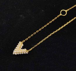 Fashion Chains extravagant V pendant necklaces bracelet stud earrings and set Pearl Jewellery classic designer titanium steel women 2517710
