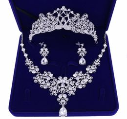 Wedding bride Jewellery tiaranecklaceearrings set Korean tiara wedding diamond necklace set wedding accessories whole8979155