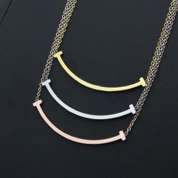 Womens smile Necklace Designer Jewelry Medium smiley face Necklace gold/silvery/rose gold Complete Brand as Wedding Christmas Gift