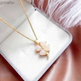 Pendant Necklaces Natural White Hotan Jade Clover Pendant Necklace 925 Silver Fashion Jewelry Chalk Amulet Female GiftWX