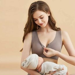Bras Nursing Bra Maternity Bra With Removable Pads Front Open Buckle Breathable Comfortable 3D Seamless Bras For Women Pregnancy Hot Y240426