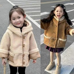 Jackets Children Coat With Both Sides Girl Fur Integrated Fashionable Cotton Jacket 2024 Winter