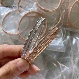 Van Cl ap classic 925 Sterling Silver Fanjia One Row Diamond Bracelet Plated with 18K Gold Ball Edge Full Embedding High Edition F9VJ